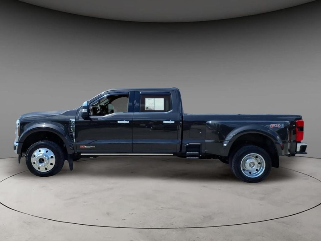 2025 Ford F-450SD King Ranch DRW