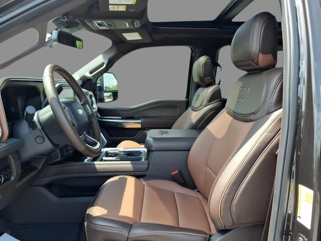 2025 Ford F-450SD King Ranch DRW