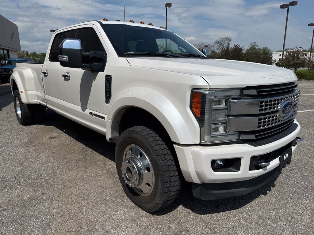 2017 Ford F-450SD Platinum DRW