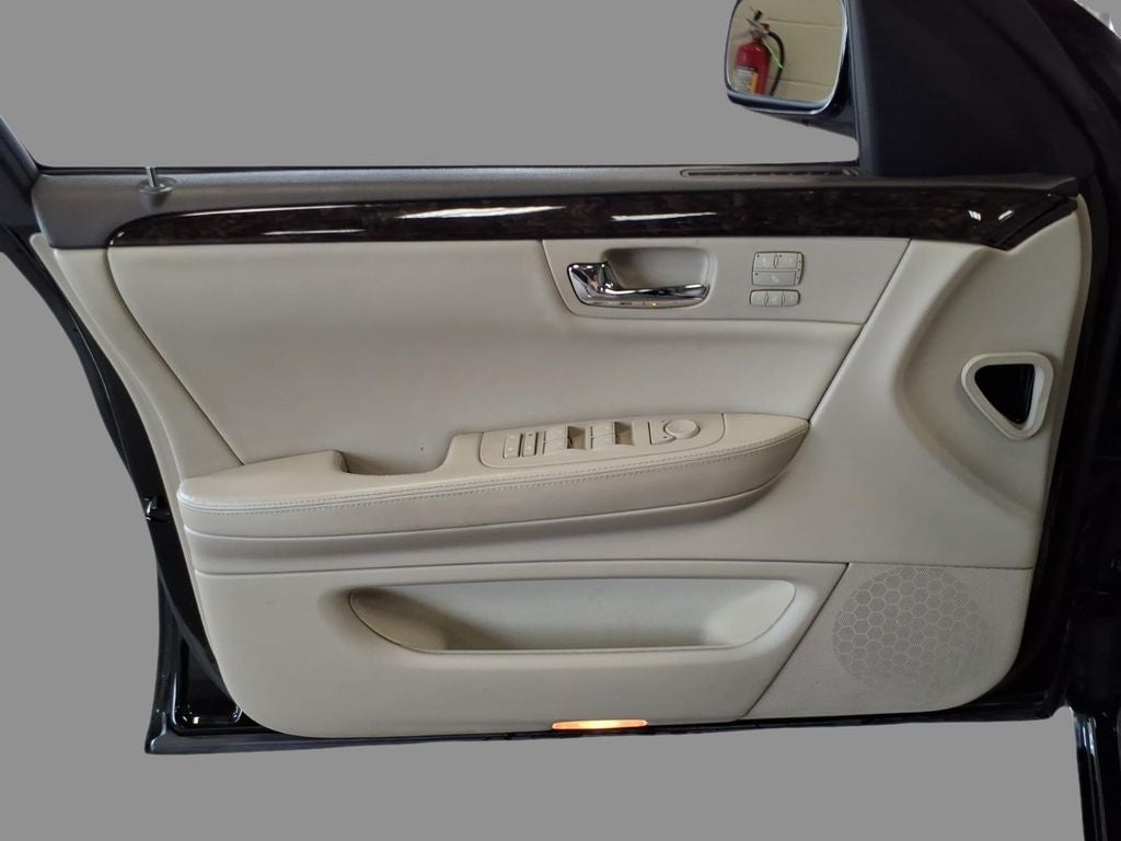2008 Cadillac DTS Base