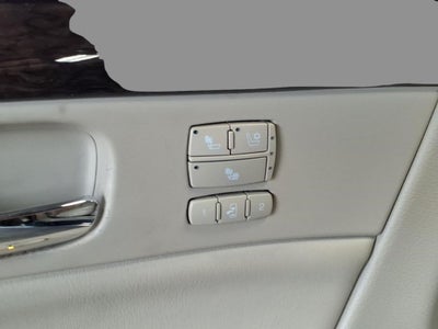2008 Cadillac DTS Base