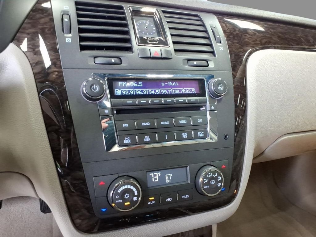 2008 Cadillac DTS Base