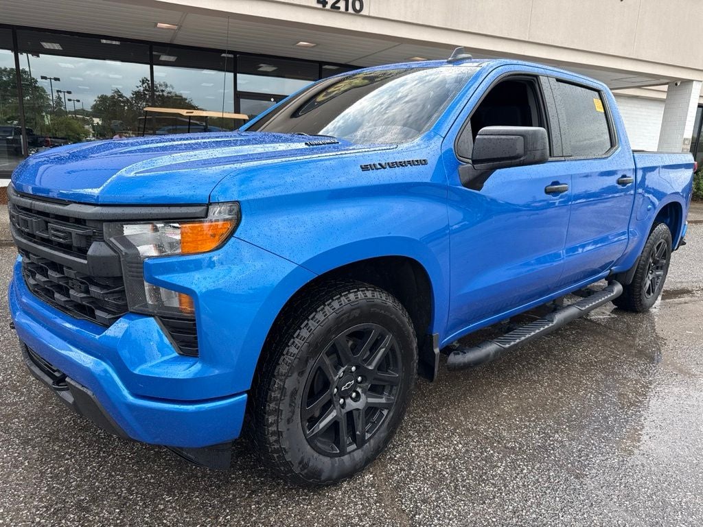 2025 Chevrolet Silverado 1500 Custom