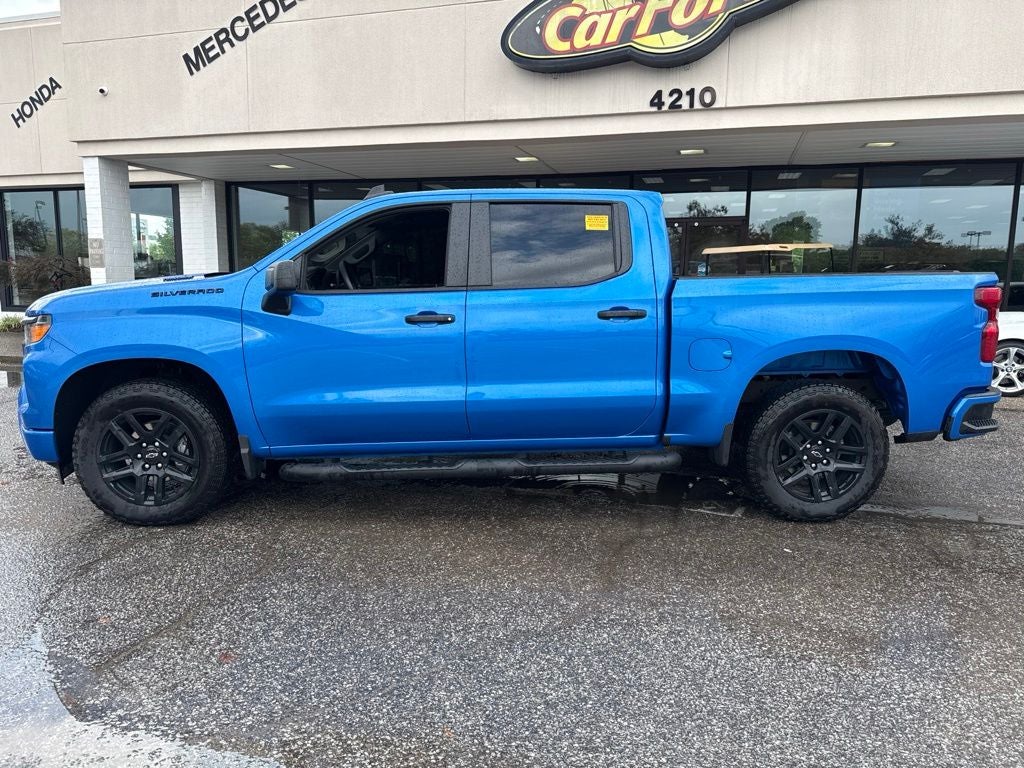 2025 Chevrolet Silverado 1500 Custom