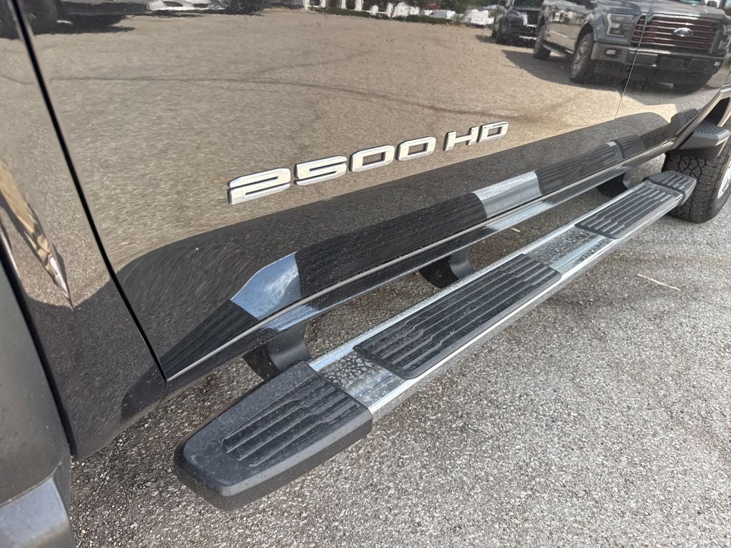 2022 GMC Sierra 2500HD SLT