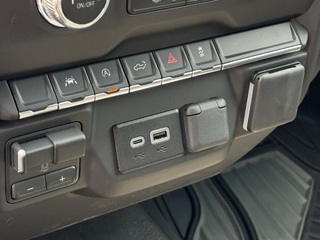 2025 GMC Sierra 1500 Pro