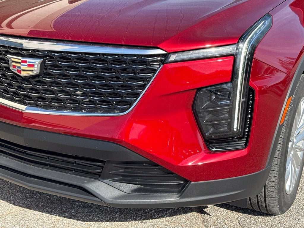 2024 Cadillac XT4 Luxury