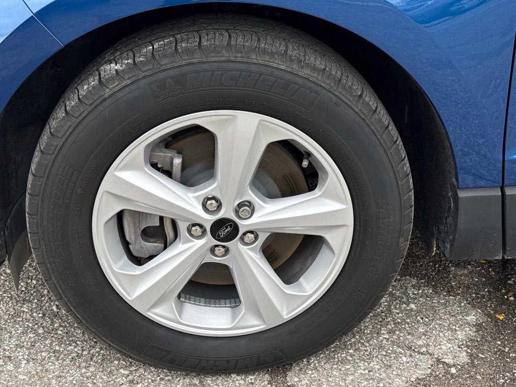 2024 Ford Edge SE