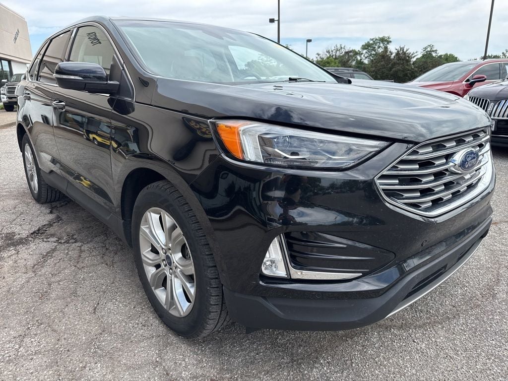2020 Ford Edge Titanium