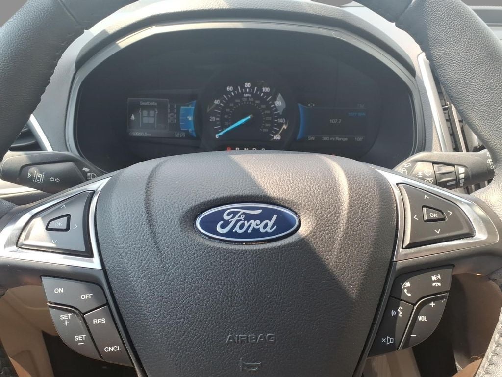 2023 Ford Edge Titanium