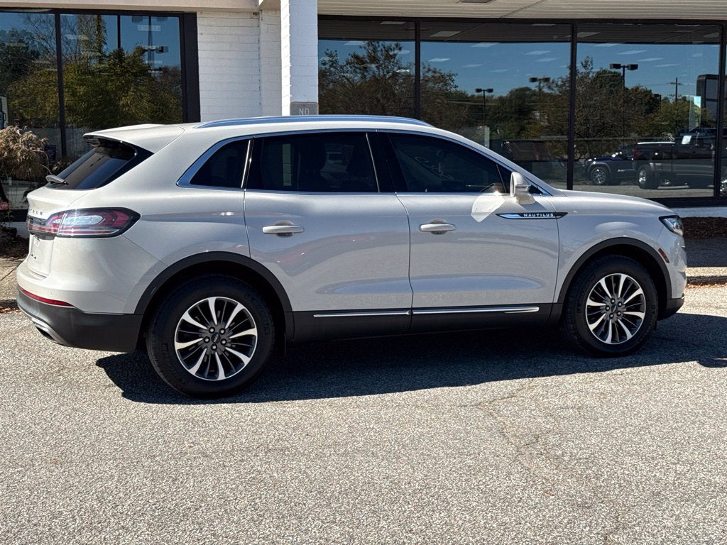 2023 Lincoln Nautilus Standard