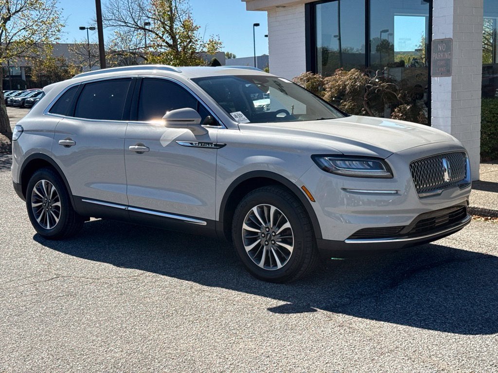 2023 Lincoln Nautilus Standard