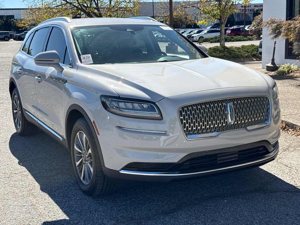2023 Lincoln Nautilus Standard