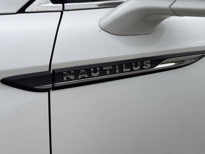 2022 Lincoln Nautilus Standard