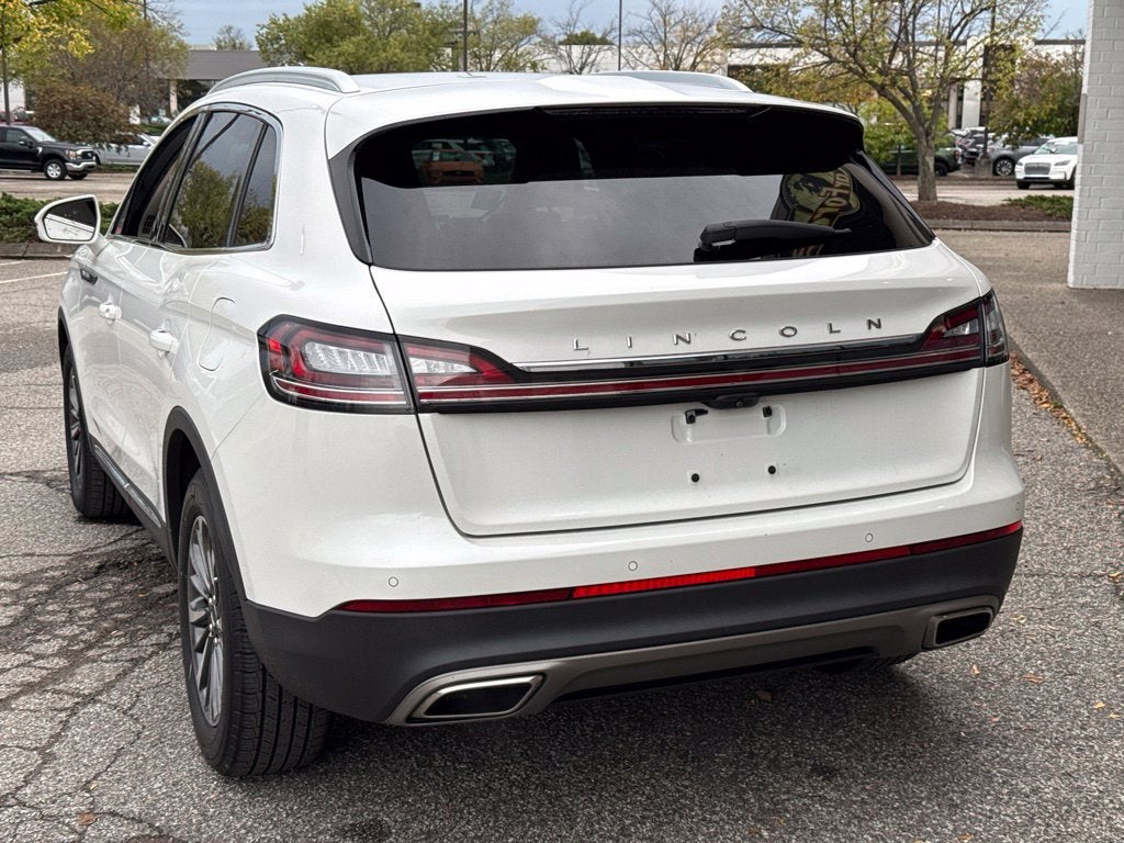 2022 Lincoln Nautilus Standard