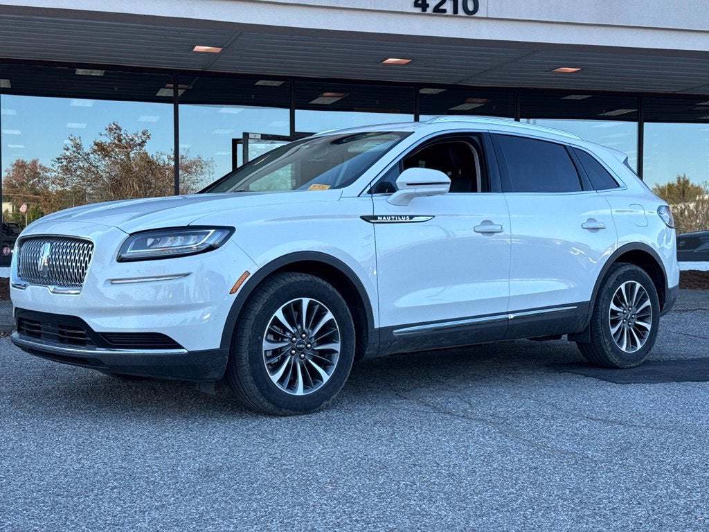 2023 Lincoln Nautilus Standard
