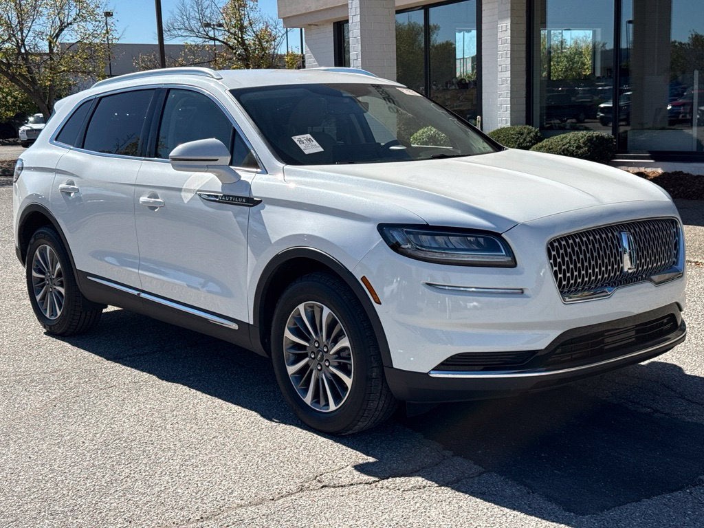 2023 Lincoln Nautilus Standard