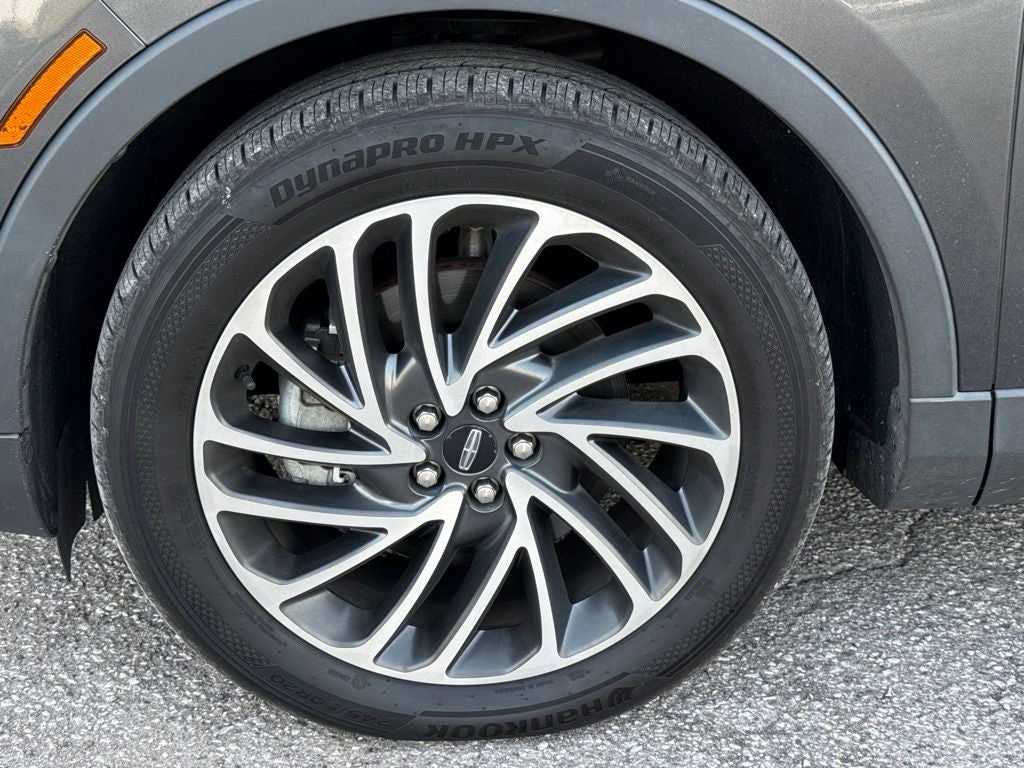 2020 Lincoln Nautilus Reserve