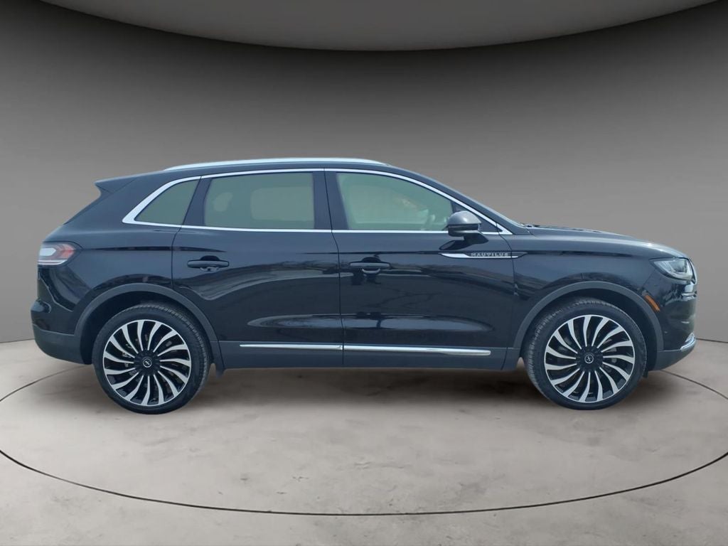 2022 Lincoln Nautilus Black Label