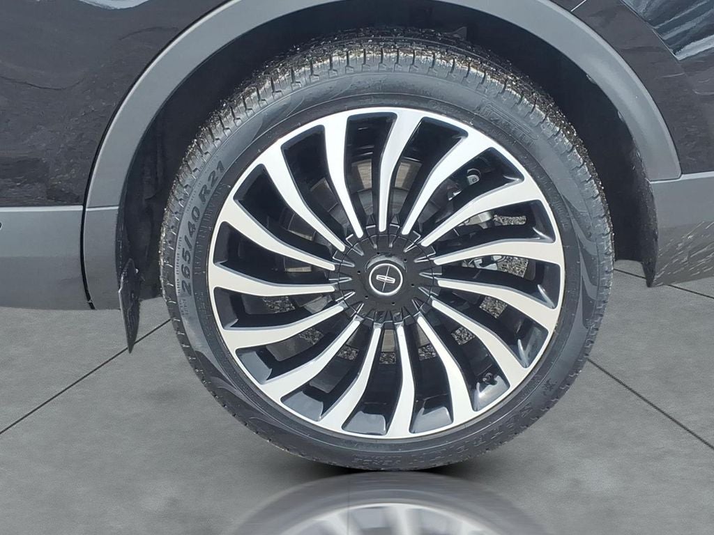 2022 Lincoln Nautilus Black Label