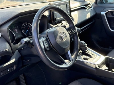 2019 Toyota RAV4 Hybrid XLE