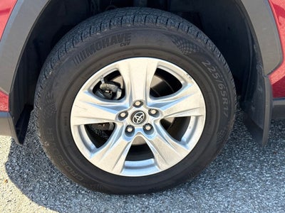2019 Toyota RAV4 Hybrid XLE