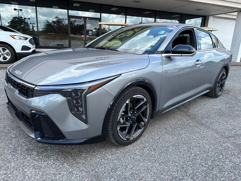 2025 Kia K4 GT-Line