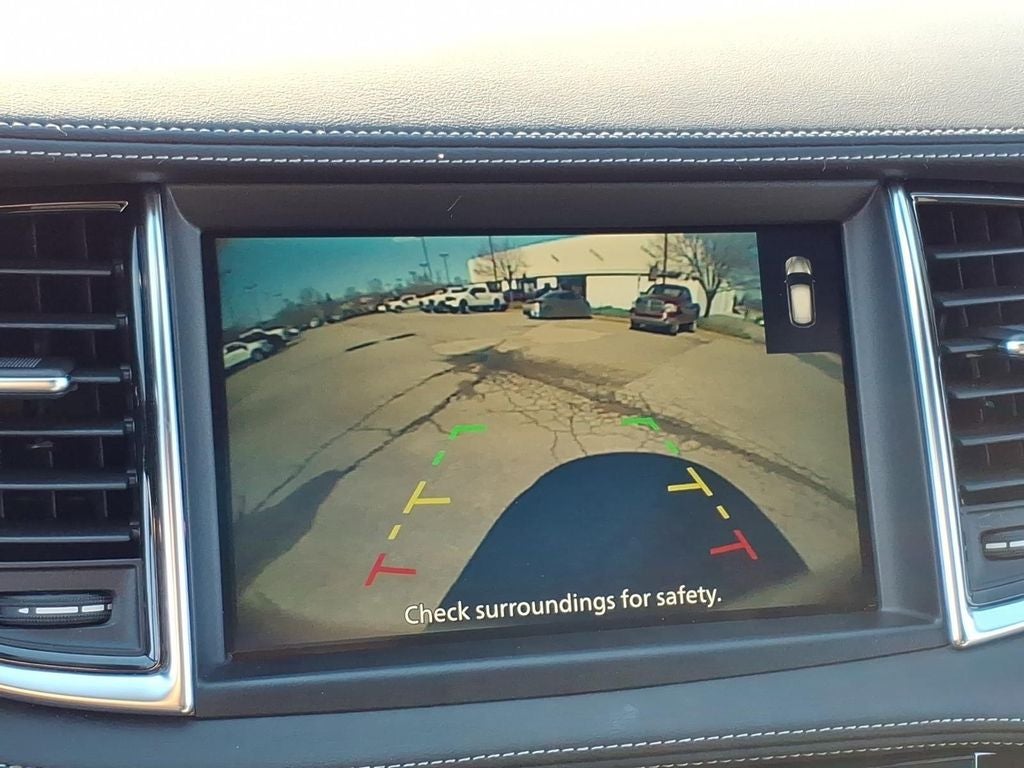 2023 INFINITI QX55 LUXE