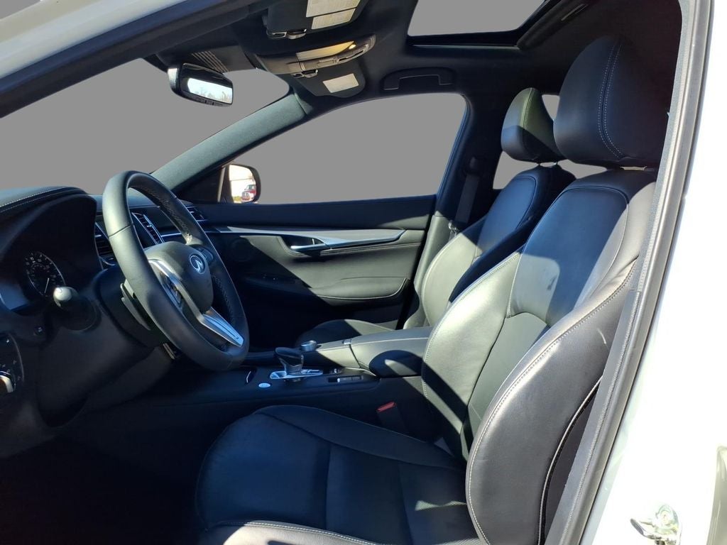 2023 INFINITI QX55 LUXE