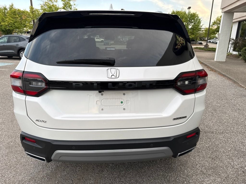 2025 Honda Pilot Touring