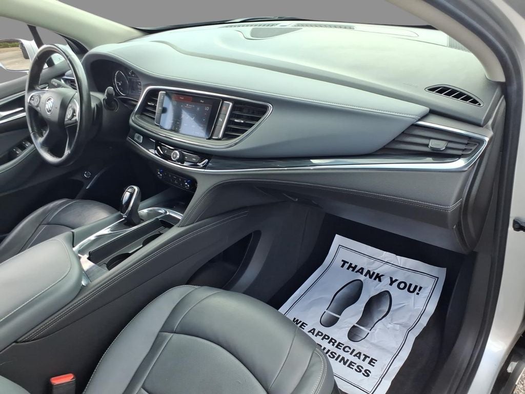 2020 Buick Enclave Essence