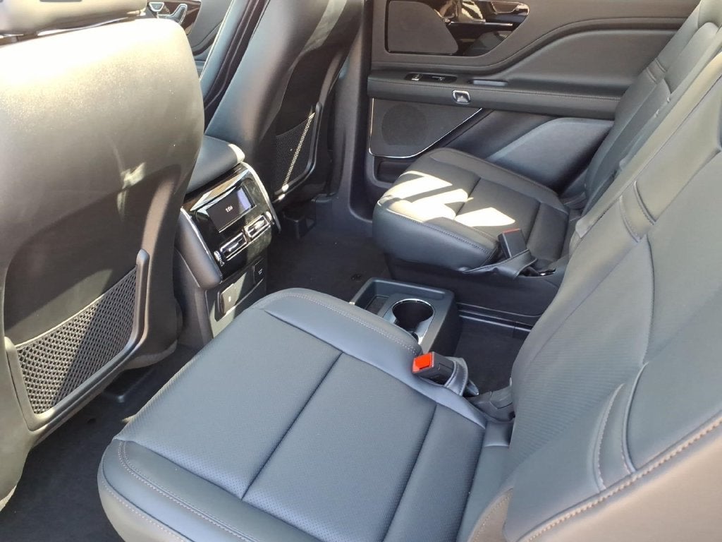 2027 Lincoln Aviator Premiere Premium