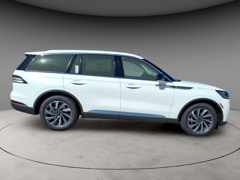 2027 Lincoln Aviator Premiere Premium