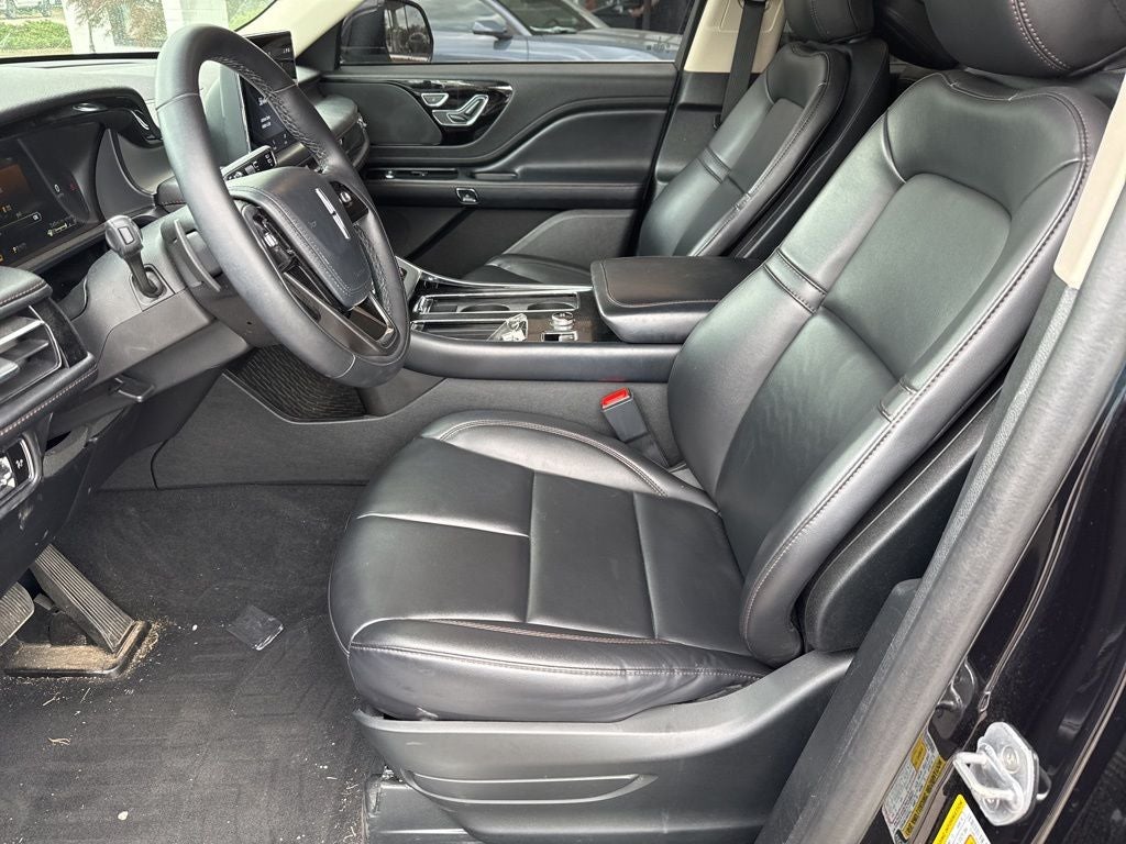 2023 Lincoln Aviator Standard