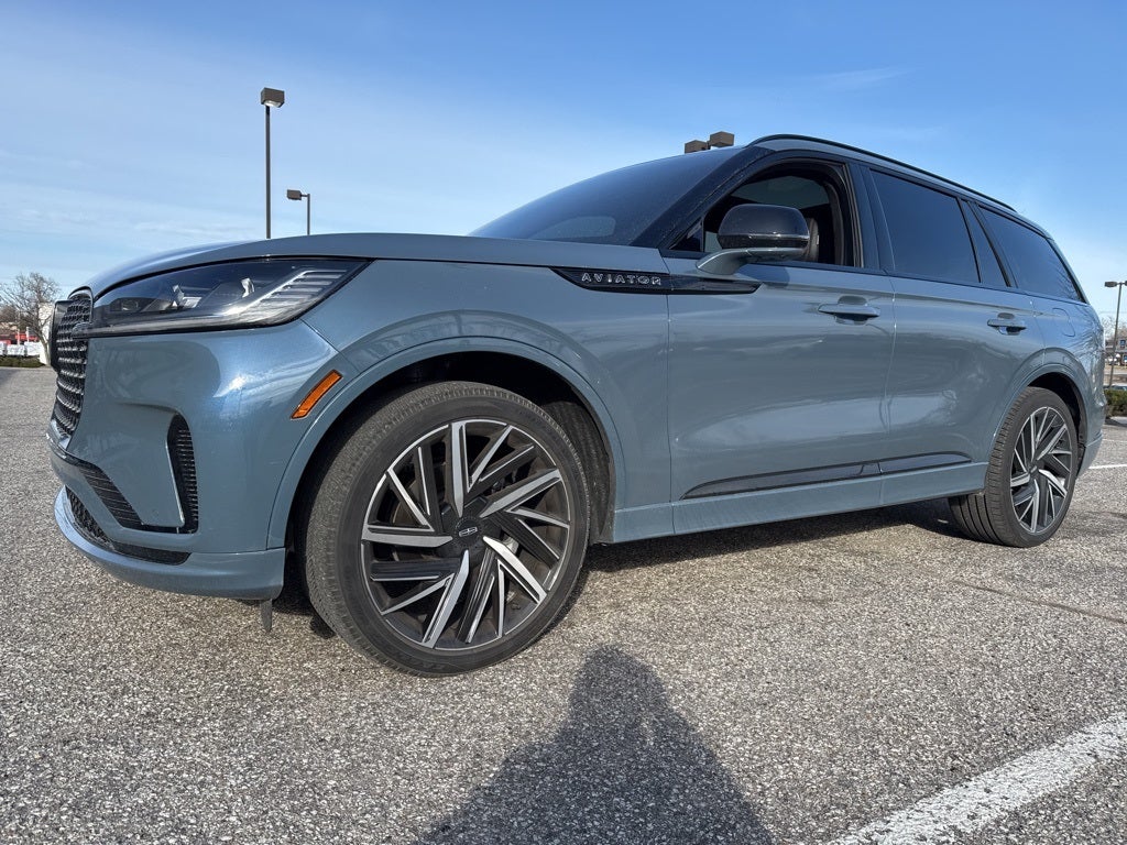 2025 Lincoln Aviator Black Label