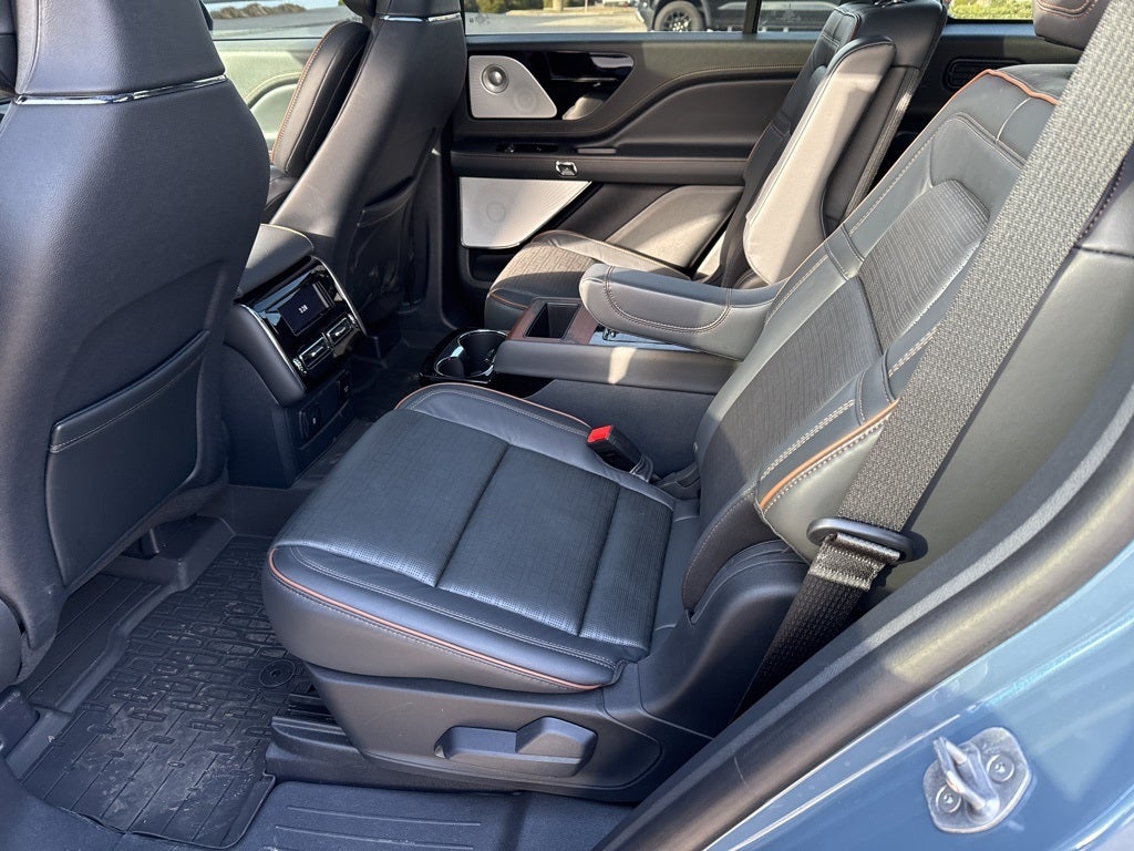 2025 Lincoln Aviator Black Label