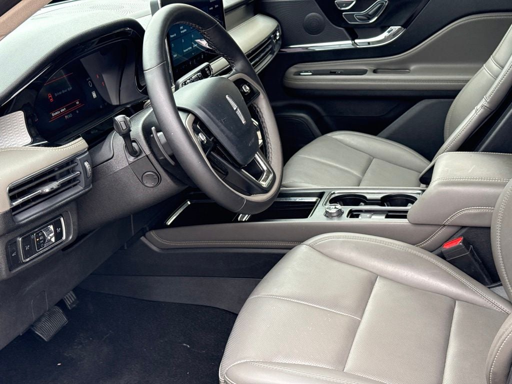 2025 Lincoln Corsair Premiere