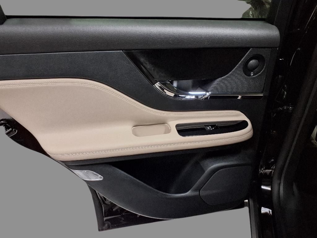 2025 Lincoln Corsair Reserve