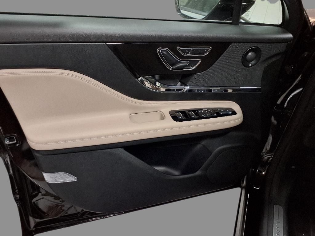 2025 Lincoln Corsair Reserve