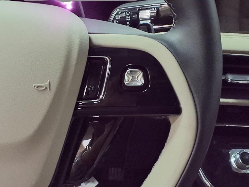 2025 Lincoln Corsair Reserve