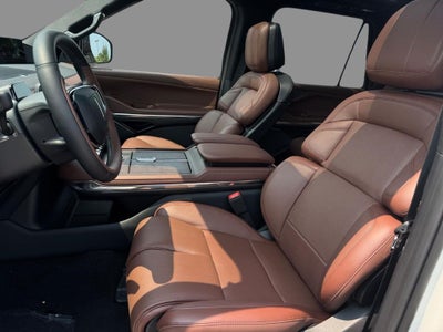 2027 Lincoln Navigator Reserve