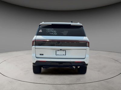 2027 Lincoln Navigator Reserve