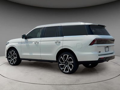 2027 Lincoln Navigator Reserve