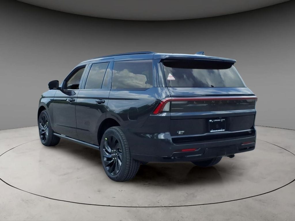 2027 Lincoln Navigator Reserve