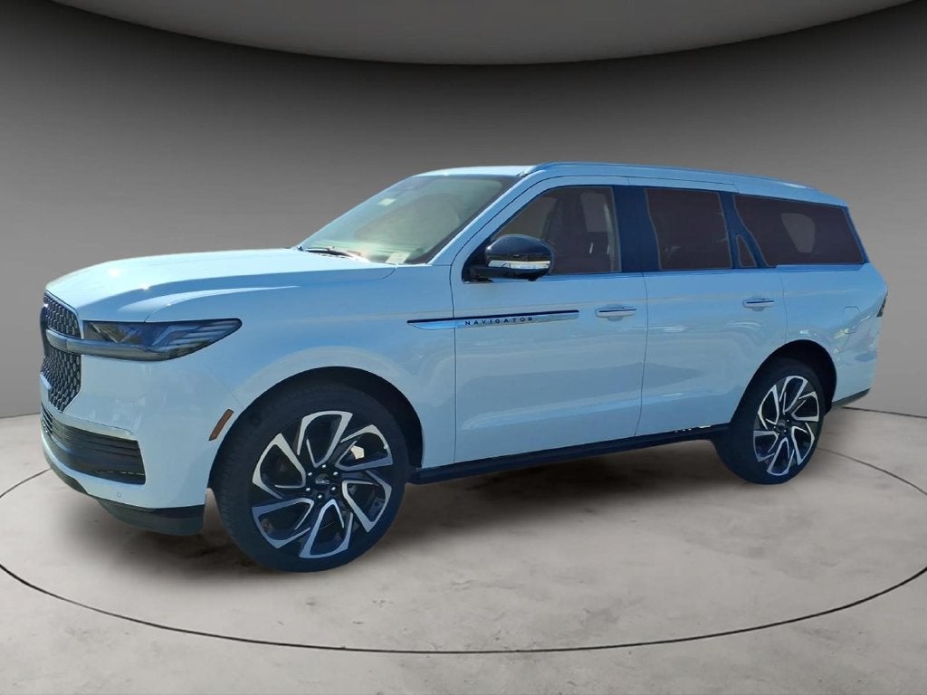 2027 Lincoln Navigator