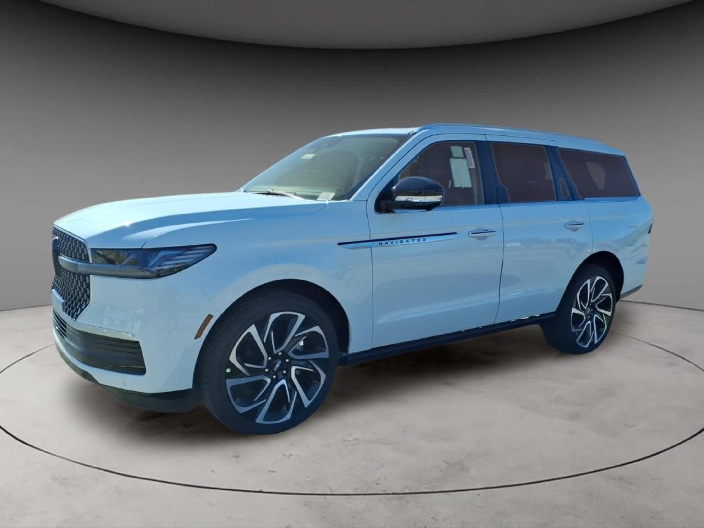 2027 Lincoln Navigator