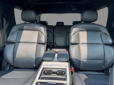 2027 Lincoln Navigator Reserve