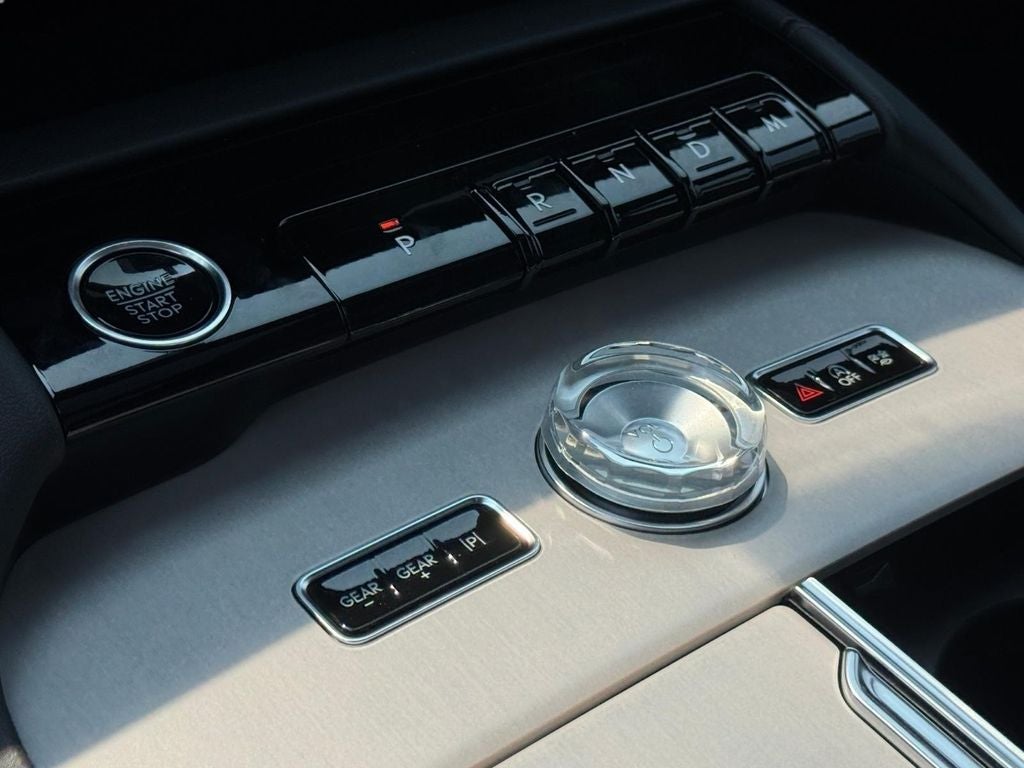 2027 Lincoln Navigator Reserve