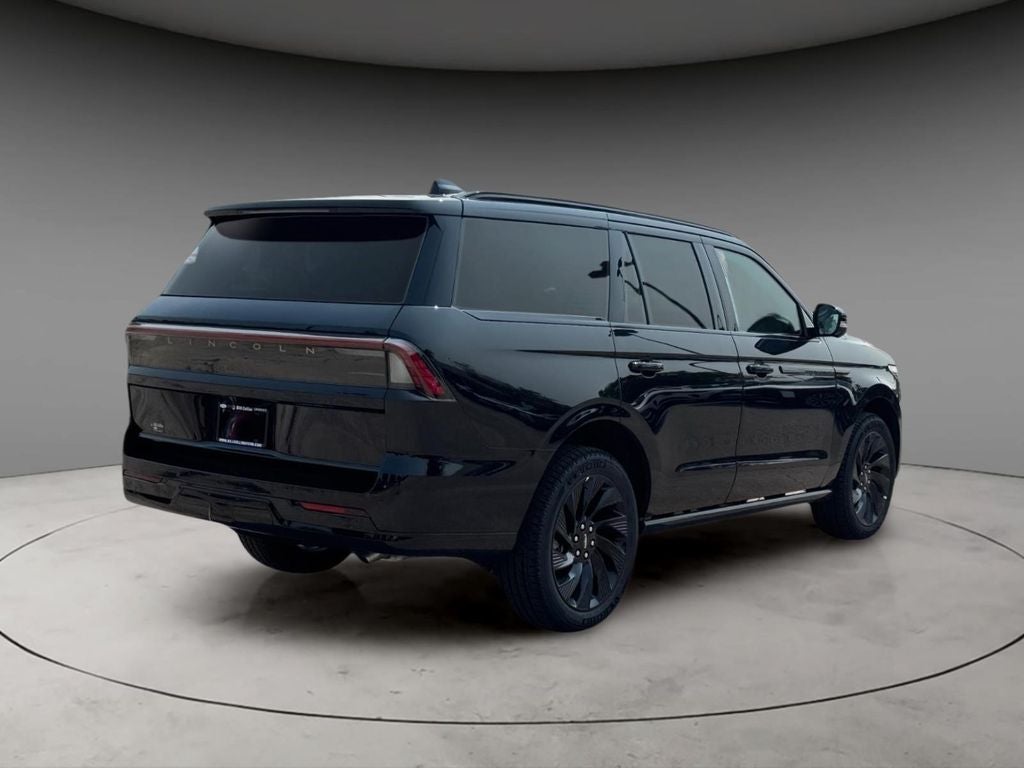 2027 Lincoln Navigator Reserve