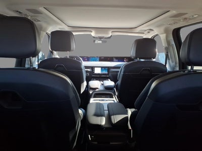 2027 Lincoln Navigator Reserve